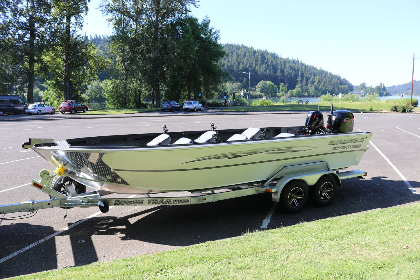 Alumaweld Adventurer 22'