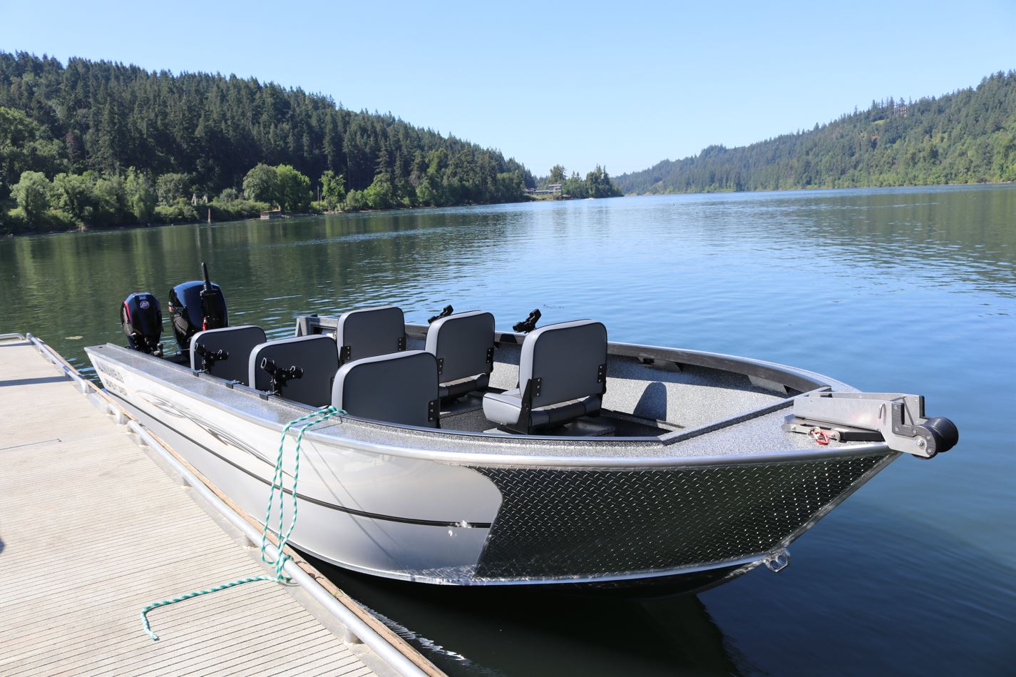 Alumaweld Adventurer 22'
