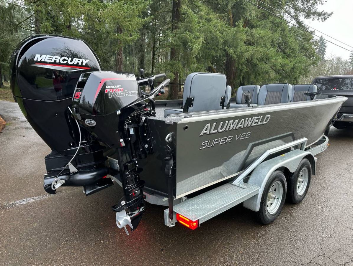 Alumaweld Super Vee Pro 21
