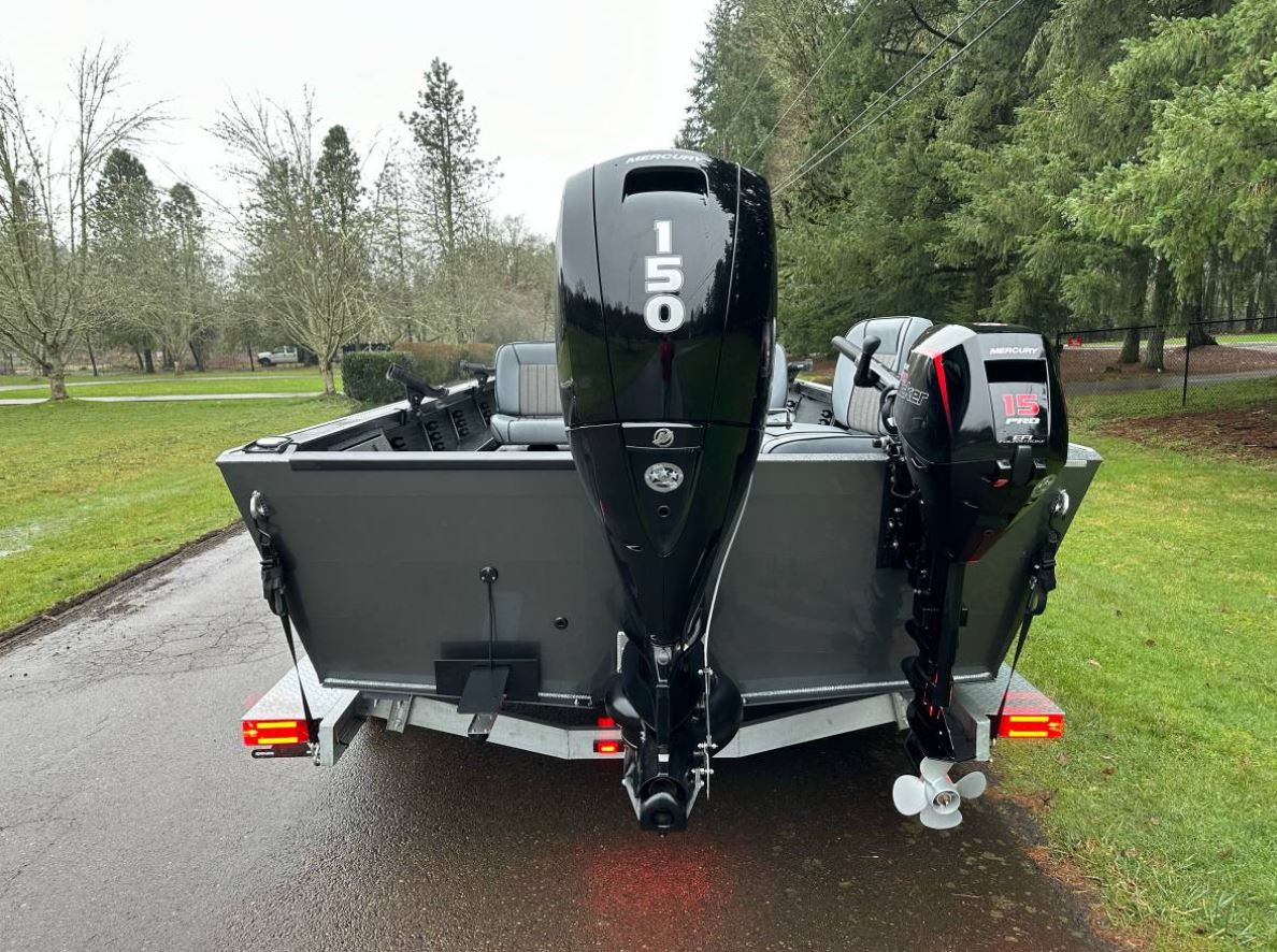 Alumaweld Super Vee Pro 21