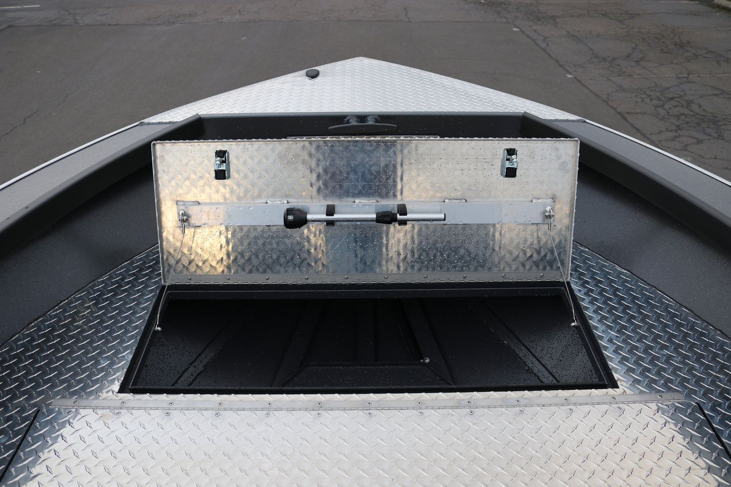 Alumaweld Super Vee Pro 21