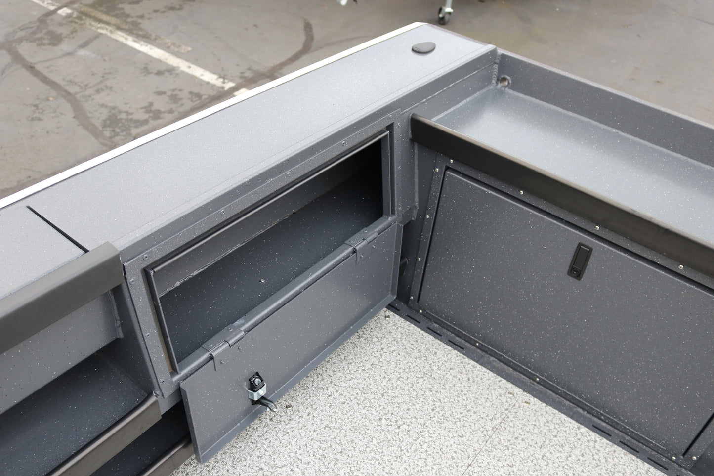 Alumaweld Super Vee Pro 21