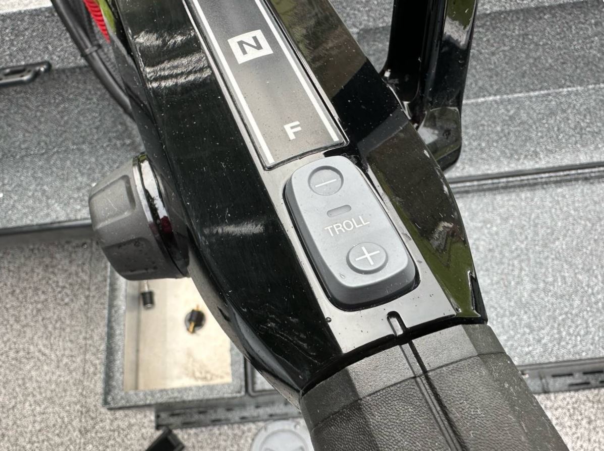 Alumaweld Super Vee Pro 21